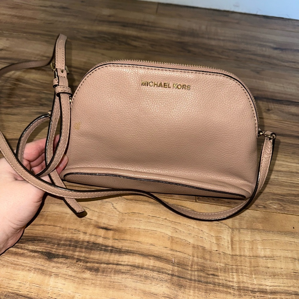 Michael Kors Dusty Rose Leather Crossbody Bag with Gold Logo